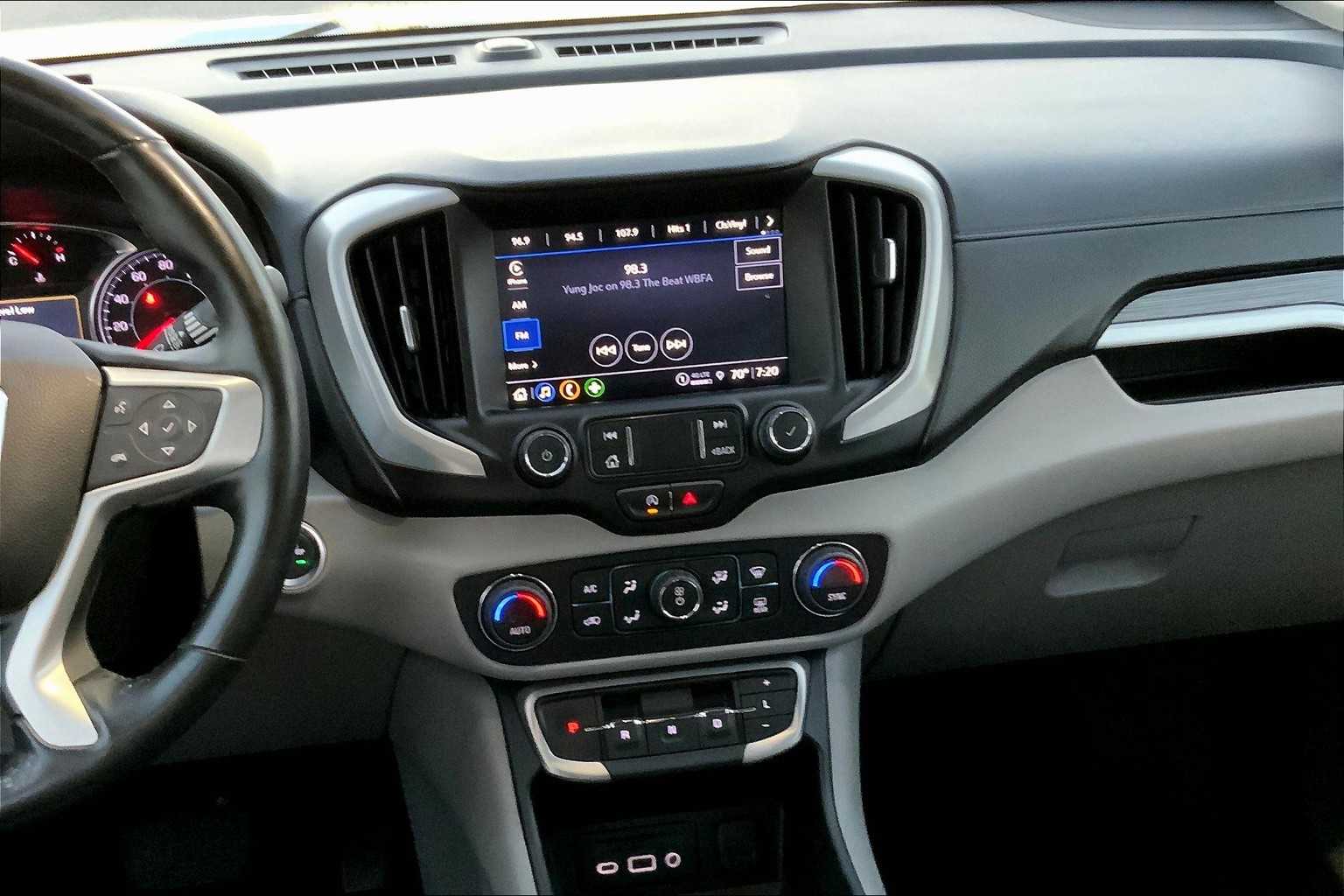 2024 Gmc Terrain SLT photo 5