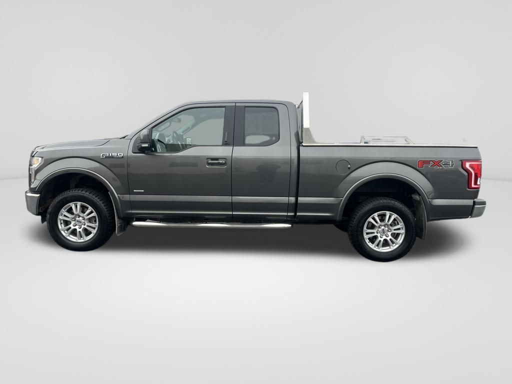 2016 Ford F-150 Lariat photo 2