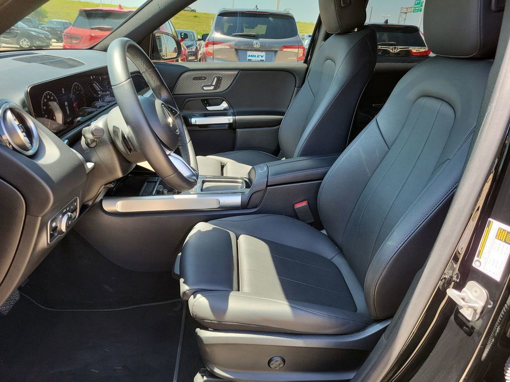 2024 Mercedes Benz GLB 250 photo 17