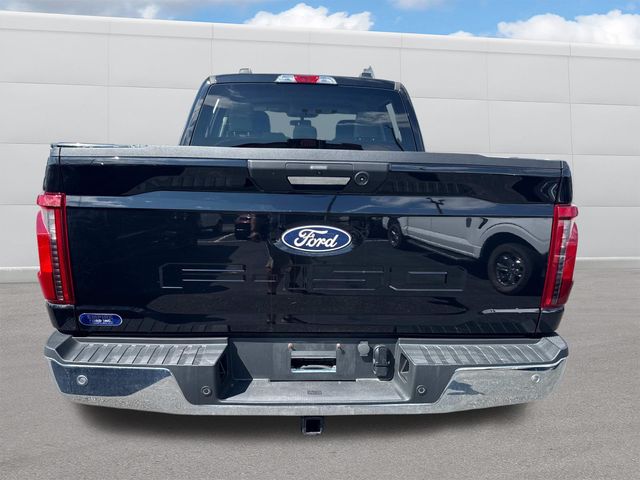 2024 Ford F-150 XLT photo 4