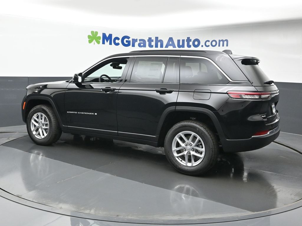 2025 Jeep Grand Cherokee Laredo X photo 18
