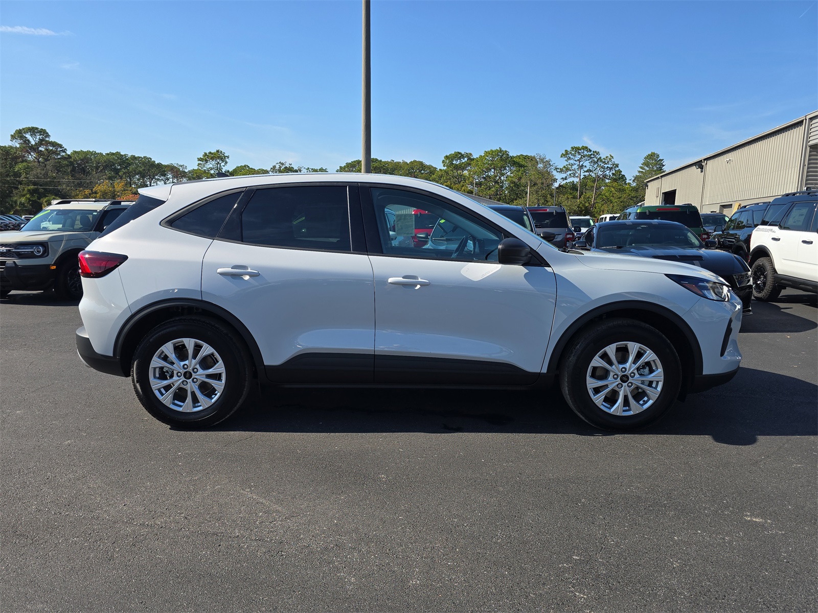 2026 Ford Escape Active photo 2