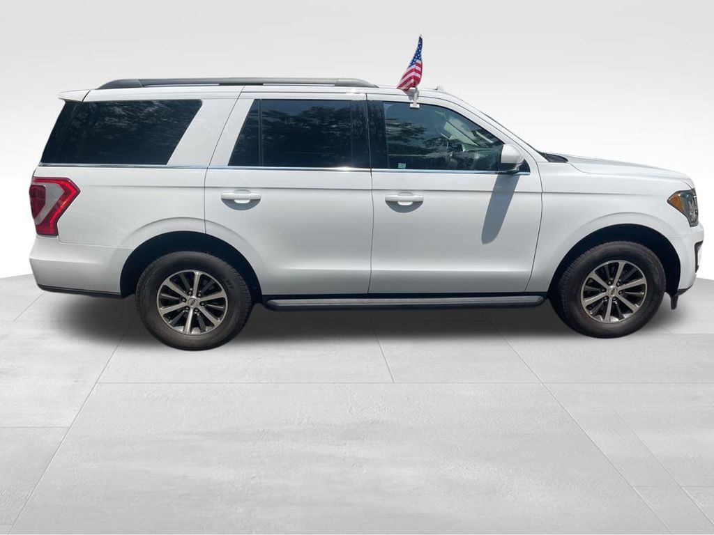 2021 Ford Expedition XLT photo 8
