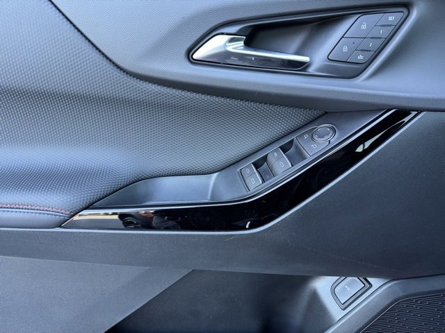 2026 Chevrolet Equinox RS photo 4