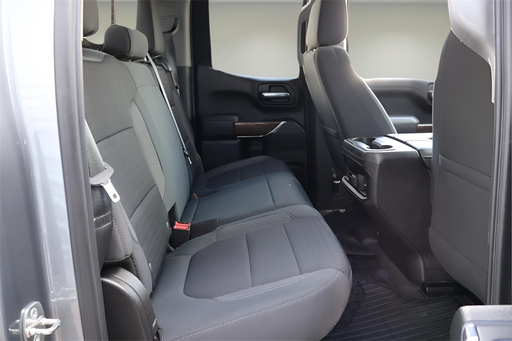 2020 Chevrolet Silverado 1500 RST photo 18
