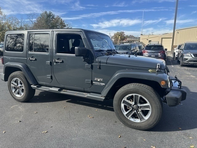 2018 Jeep Wrangler Unlimited Sahara photo 4