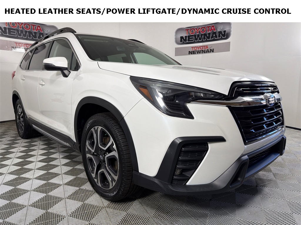 2023 Subaru Ascent Limited's photo