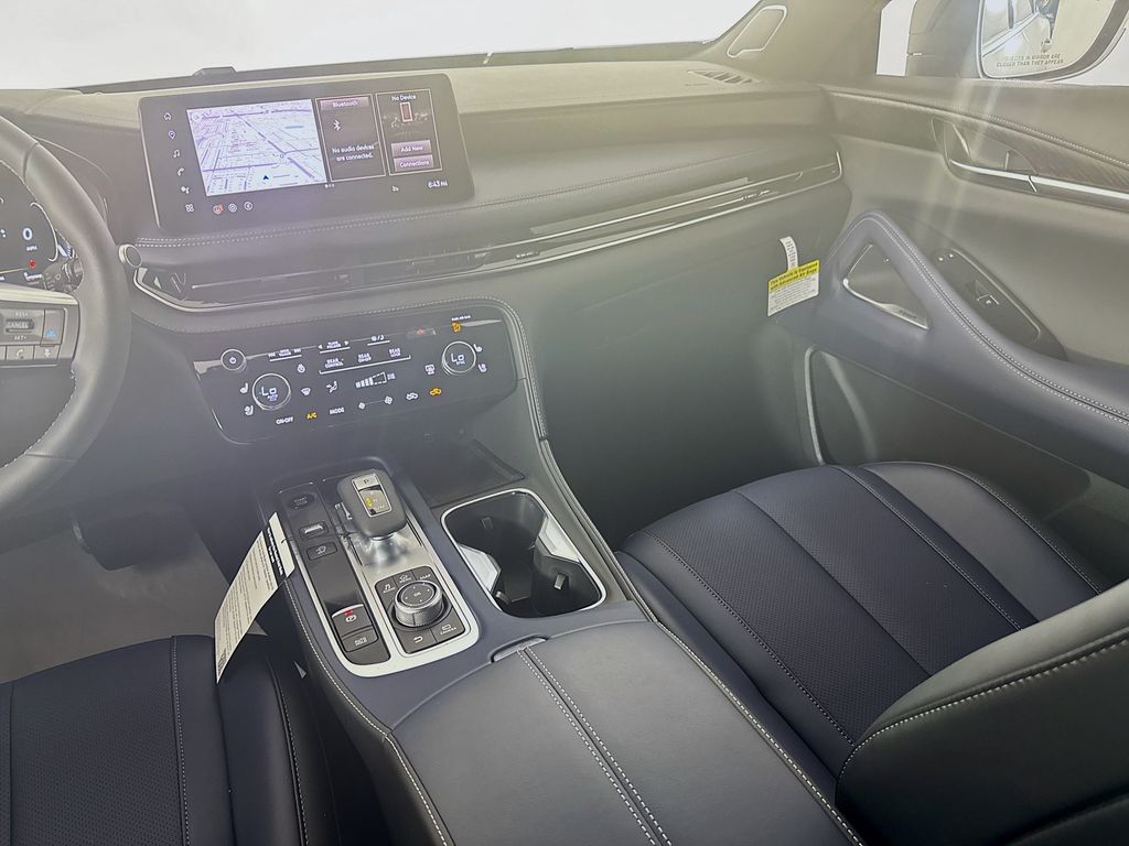 2026 Infiniti QX60 Luxe photo 25