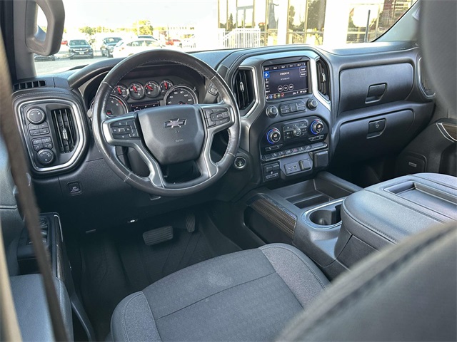 2019 Chevrolet Silverado 1500 LT Trail Boss photo 2