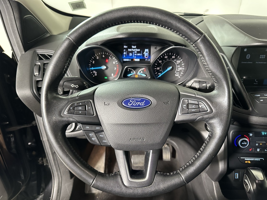 2019 Ford Escape SEL photo 17