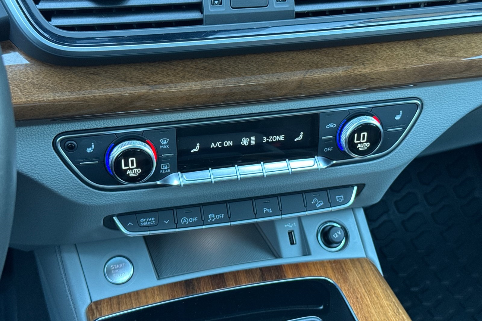 2024 Audi Q5 40 Premium Plus photo 21