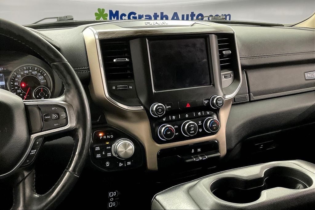 2019 Ram 1500 Laramie photo 6