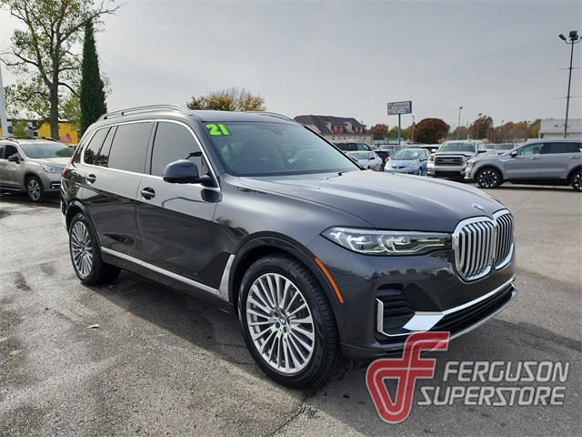 2021 BMW X7 40i's photo