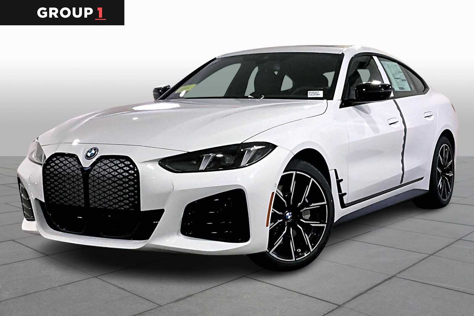 2025 BMW i4 40's photo