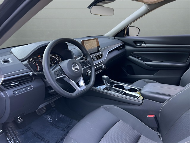 2023 Nissan Altima 2.5 SV photo 24
