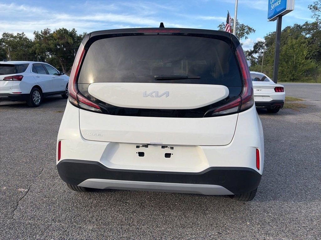 2024 Kia Soul LX S photo 4