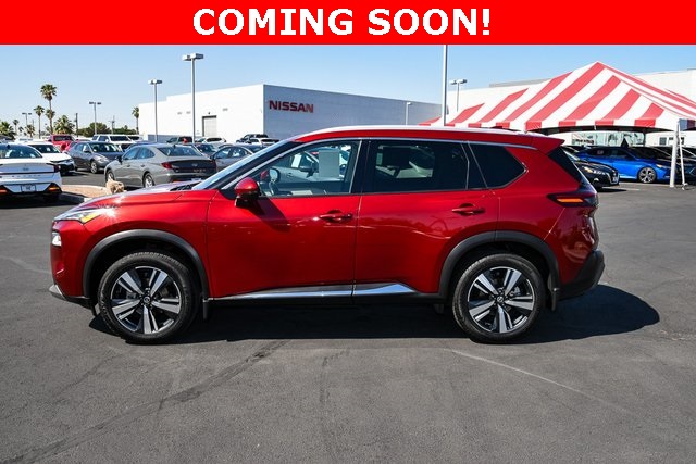 2023 Nissan Rogue SL photo 2