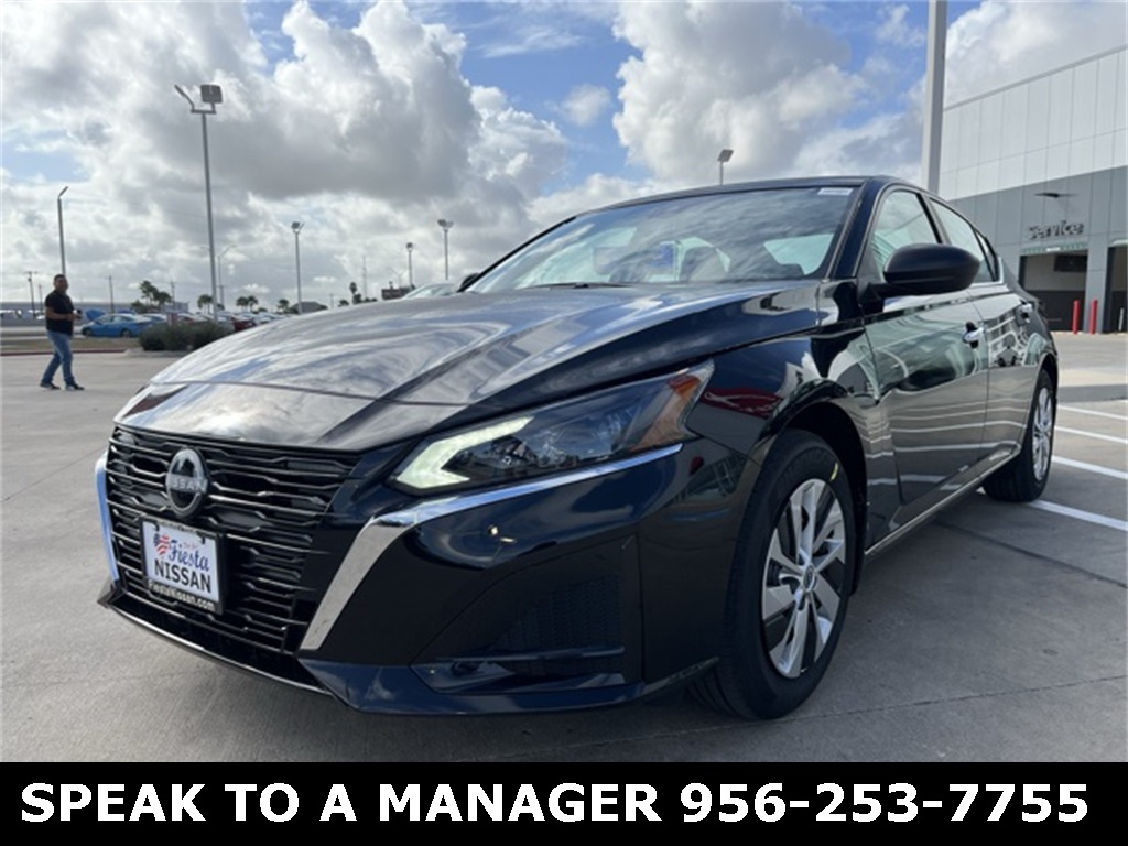 2025 Nissan Altima 2.5 S photo 2