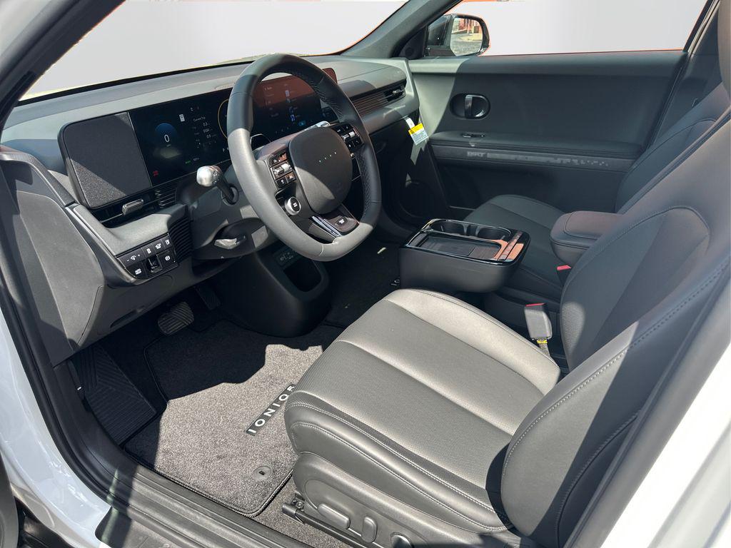 2025 Hyundai Ioniq 5 photo 9