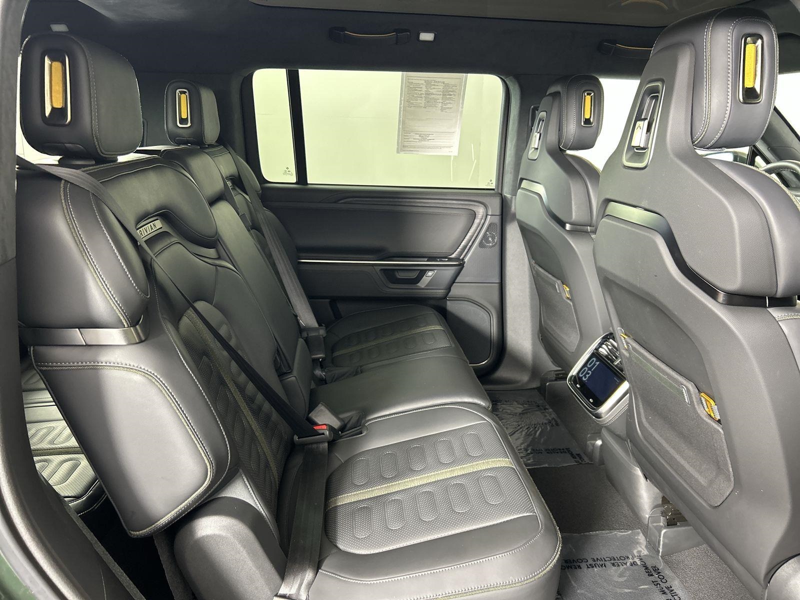 2025 Rivian R1S Adventure photo 30