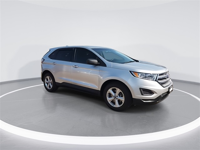 2017 Ford Edge SE photo 2