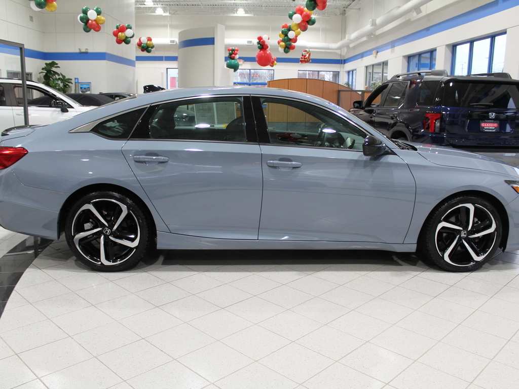 2022 Honda Accord Sport photo 4