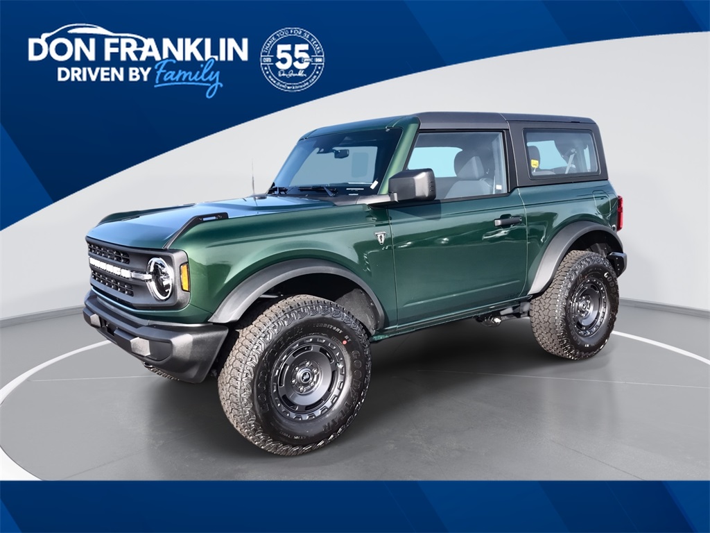 2025 Ford Bronco 2-Door Base's photo