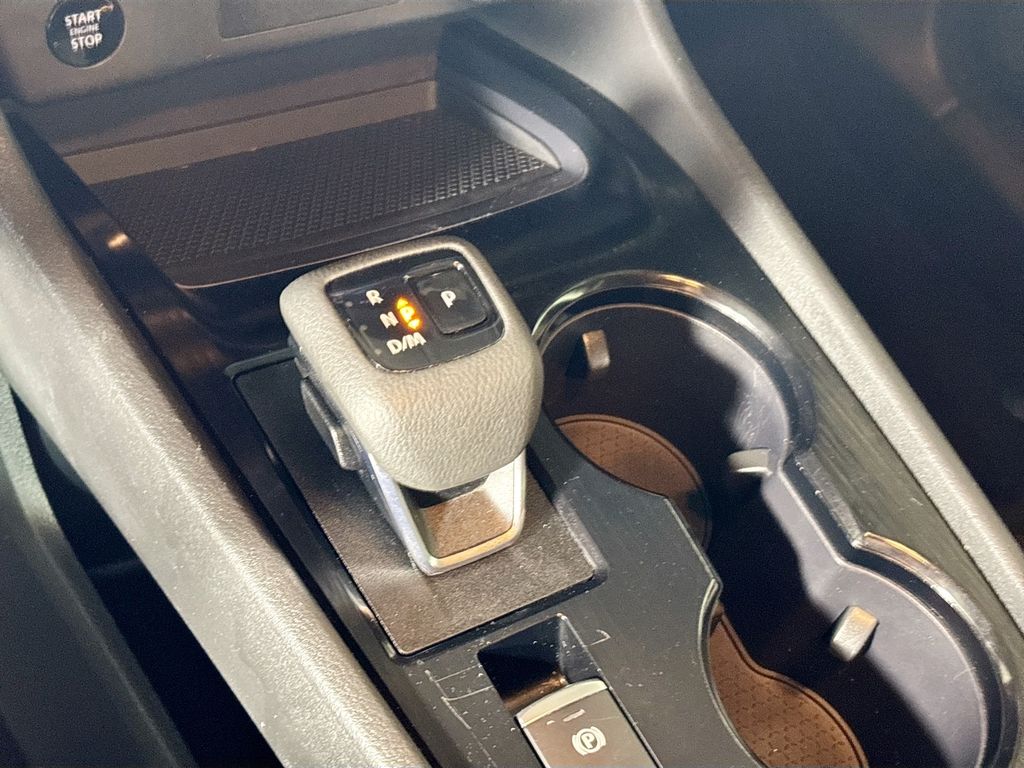 2024 Nissan Rogue S photo 17