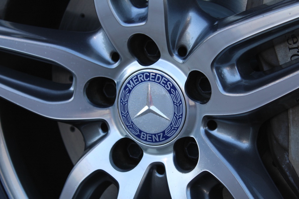 2017 Mercedes Benz E 300 4MATIC Sedan photo 11