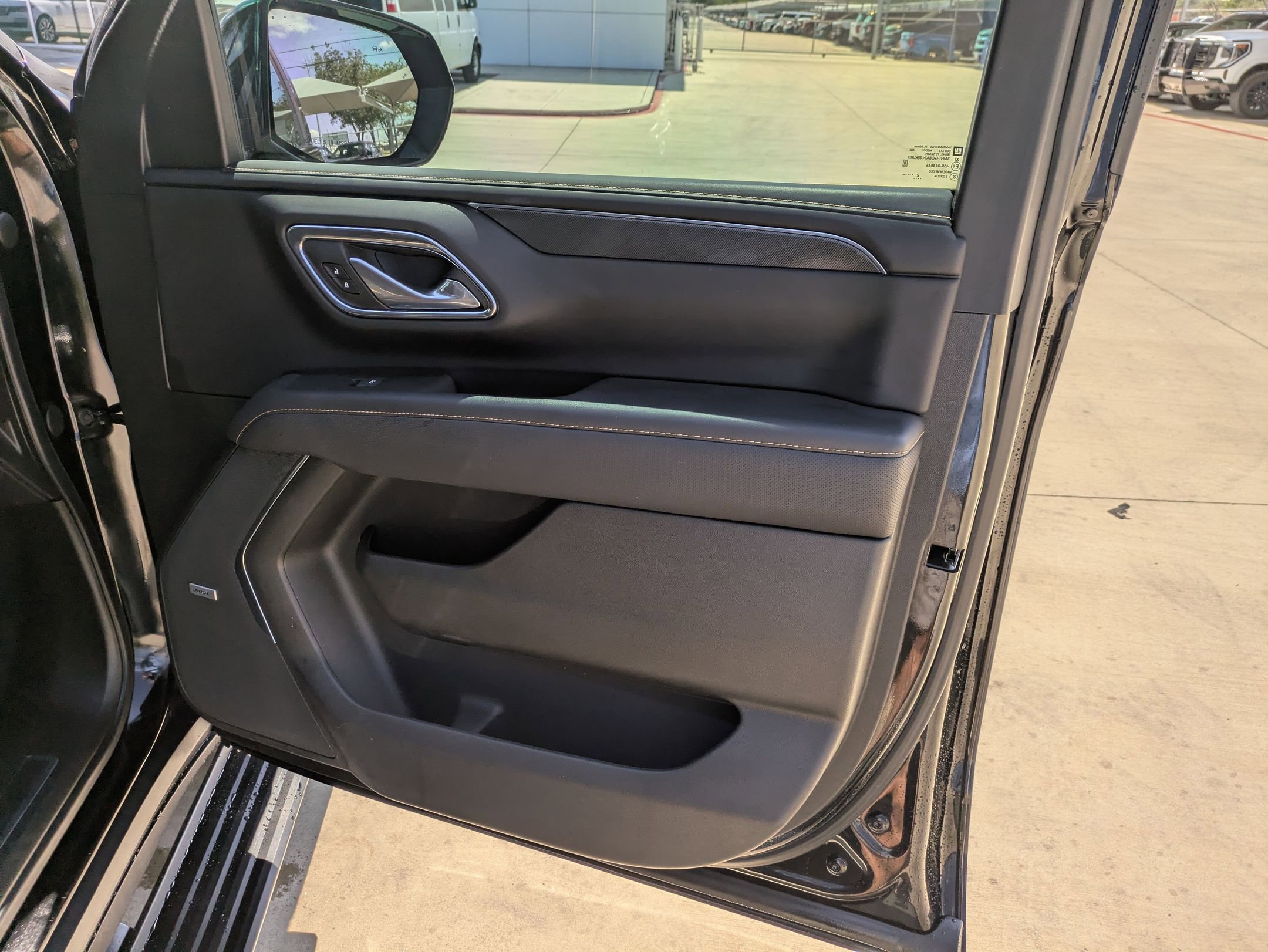 2023 Gmc Yukon XL AT4 photo 31