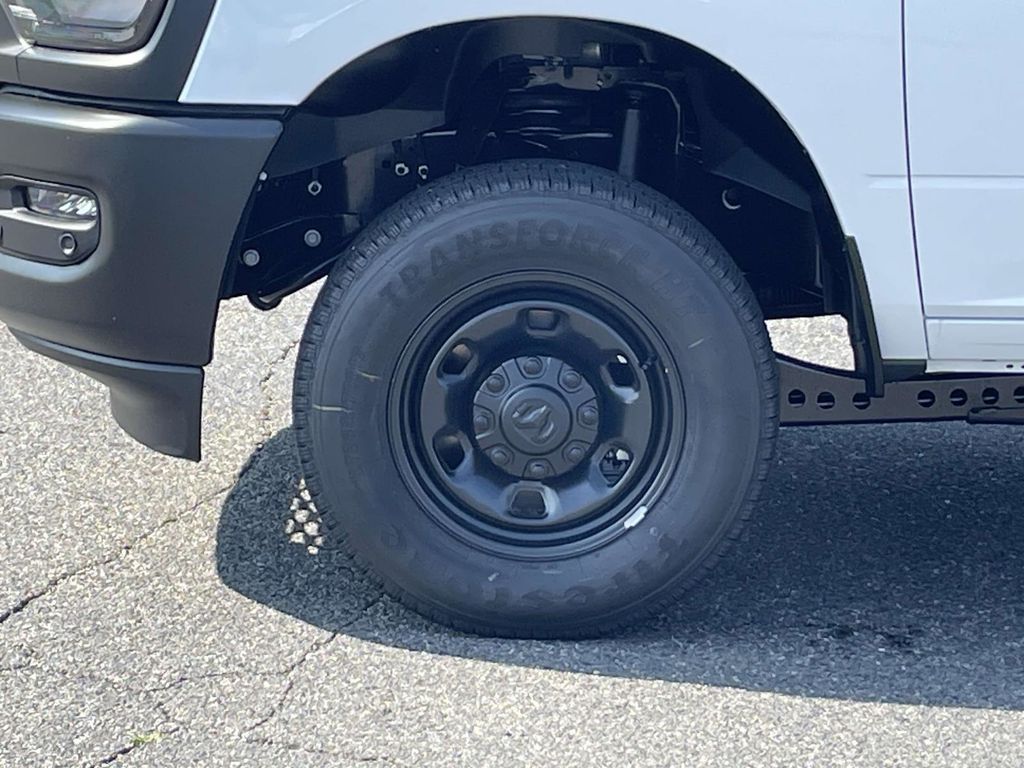 2025 Ram 2500 Tradesman photo 9