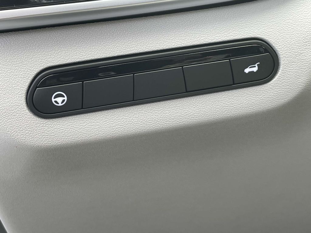 2026 Infiniti QX60 Luxe AWD photo 17