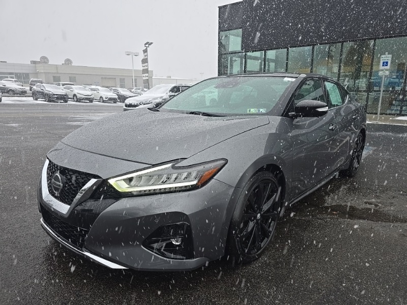 2019 Nissan Maxima SR photo 2