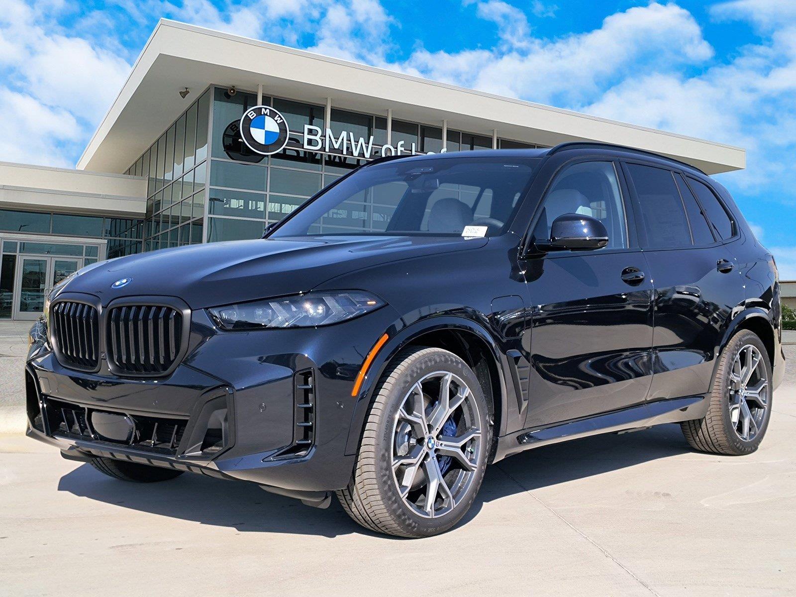 2026 BMW X5 50e's photo