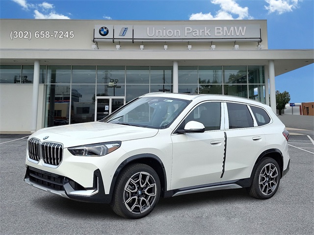 2026 BMW X1 28i's photo