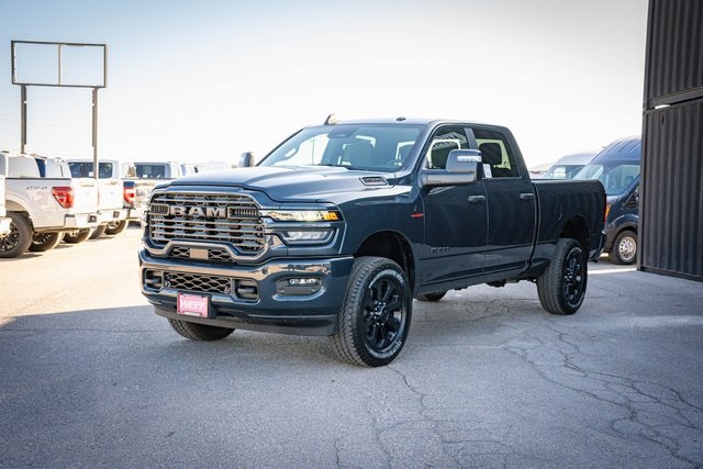 2025 Ram 2500 Big Horn photo 11