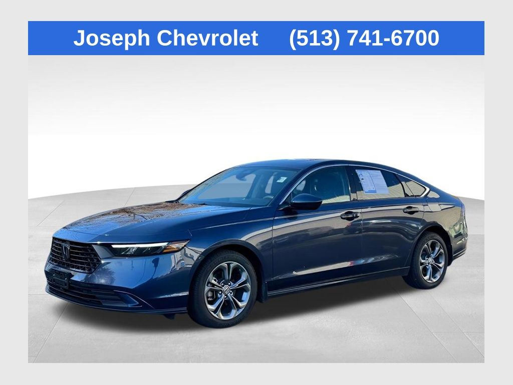 2024 Honda Accord EX's photo