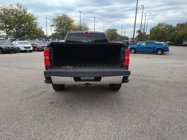 2015 Chevrolet Silverado LT photo 16