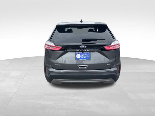 2024 Ford Edge SEL photo 4