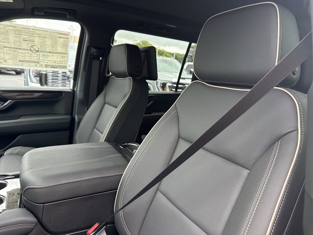 2025 Gmc Yukon XL photo 13