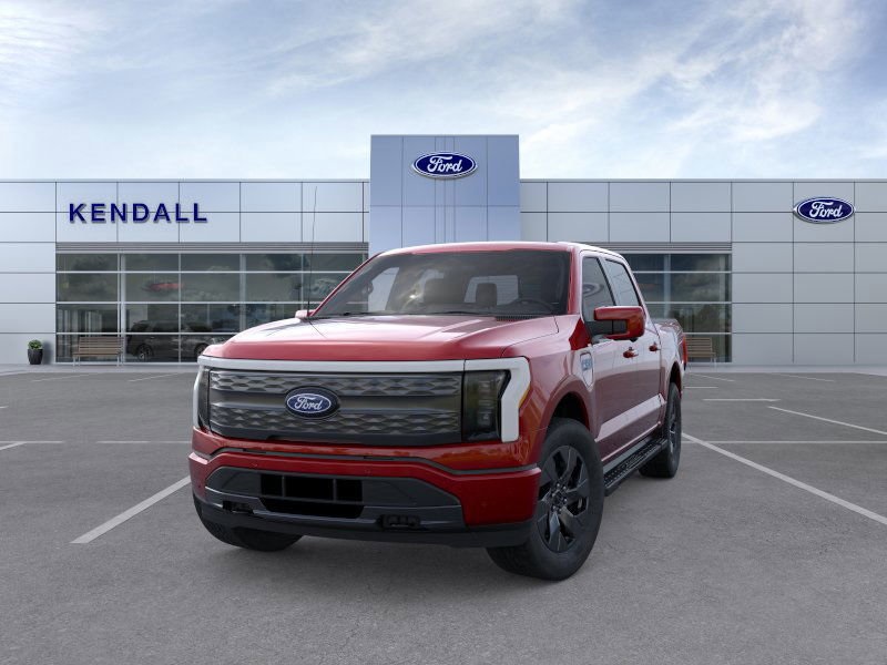 2025 Ford F-150 Lightning Lariat photo 2