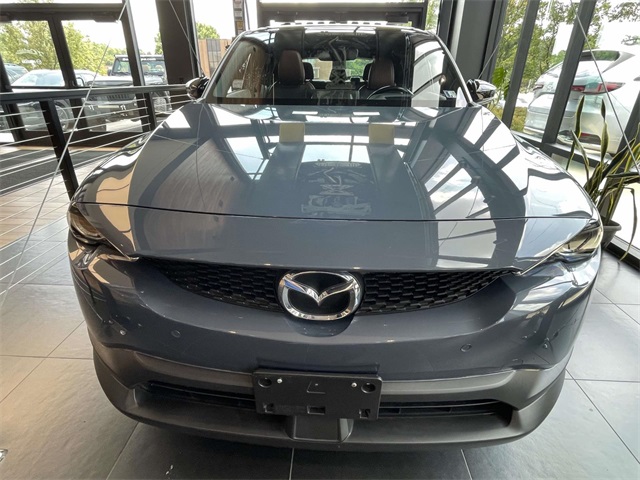 2022 Mazda MX-30 Premium Plus photo 8