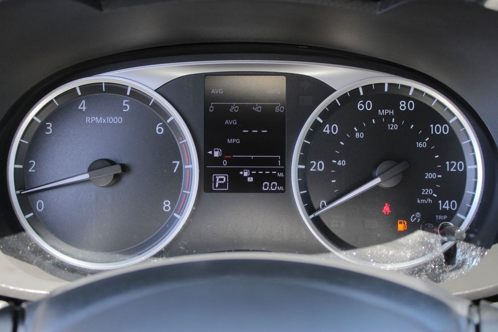 2025 Nissan Versa 1.6 S photo 15