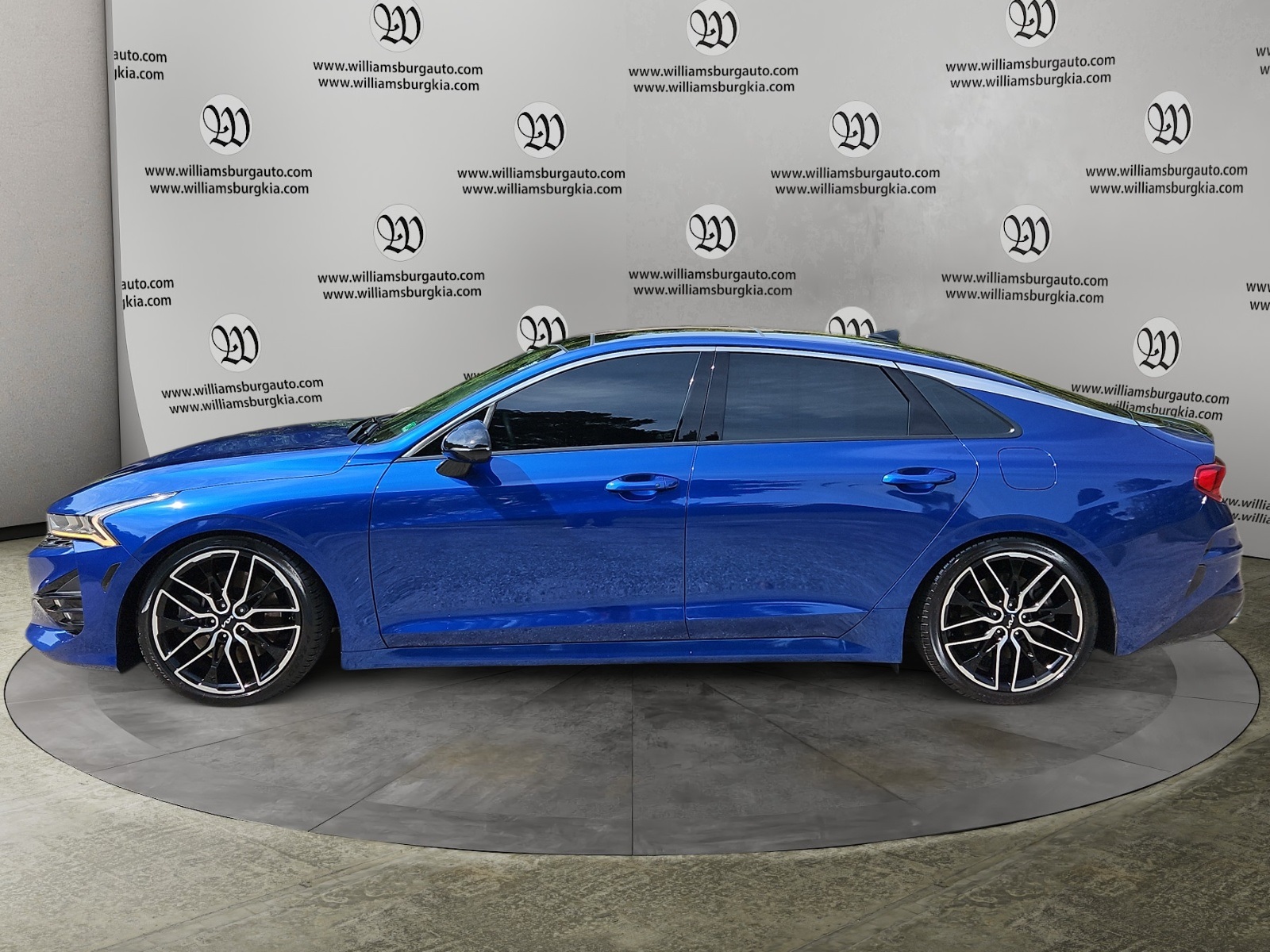 2024 Kia K5 GT photo 2