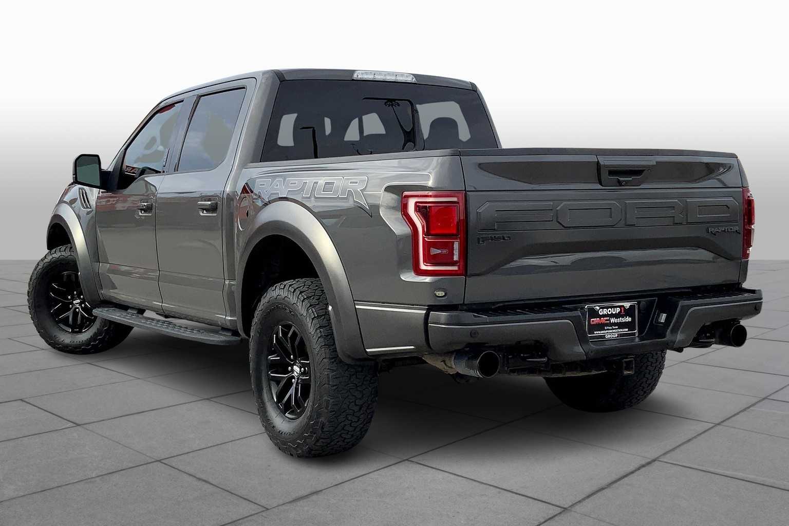 2018 Ford F-150 Raptor photo 11