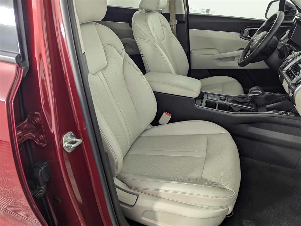 2023 Kia Sorento S photo 34