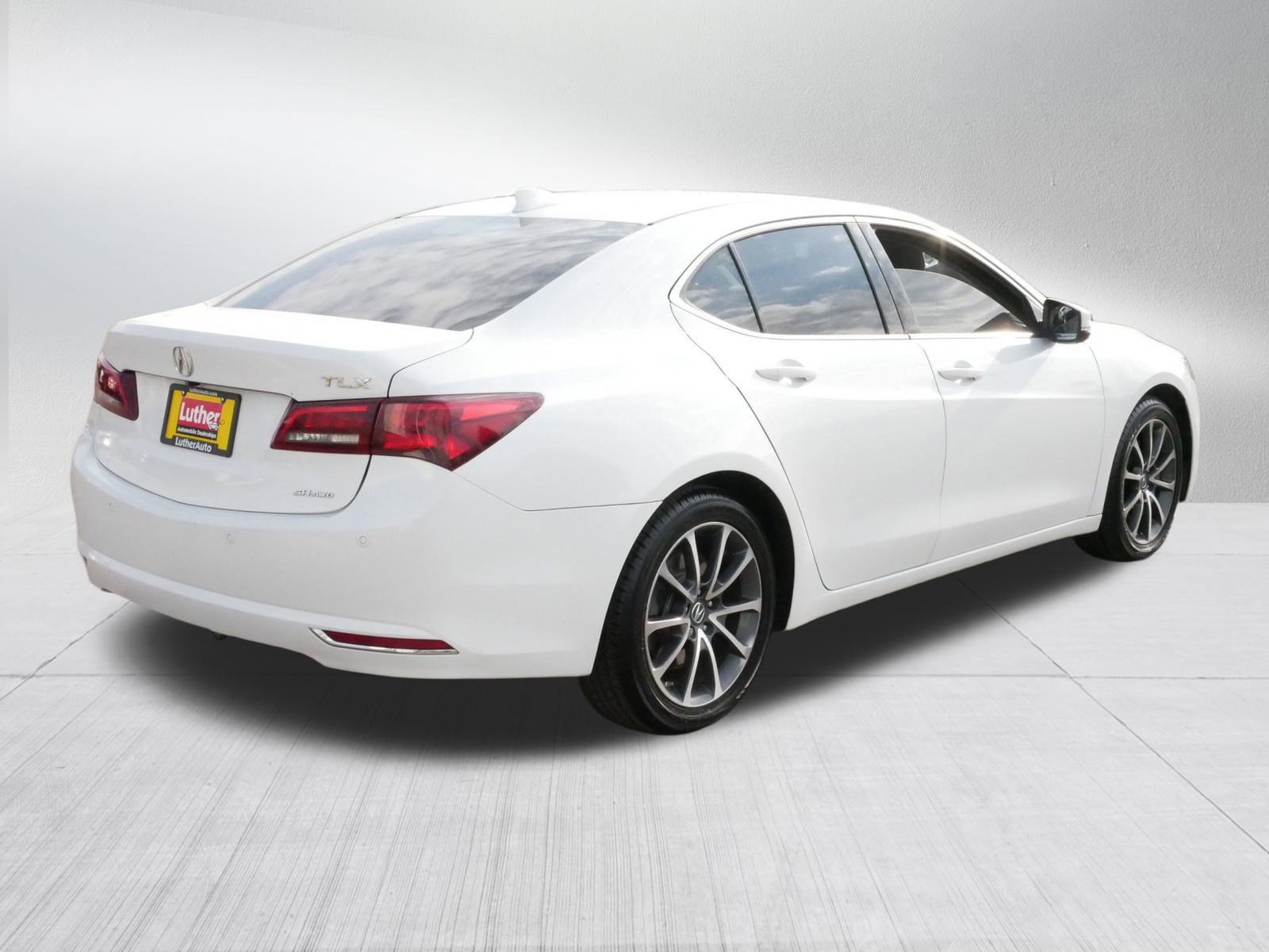 2015 Acura TLX SH-AWD Advance photo 7