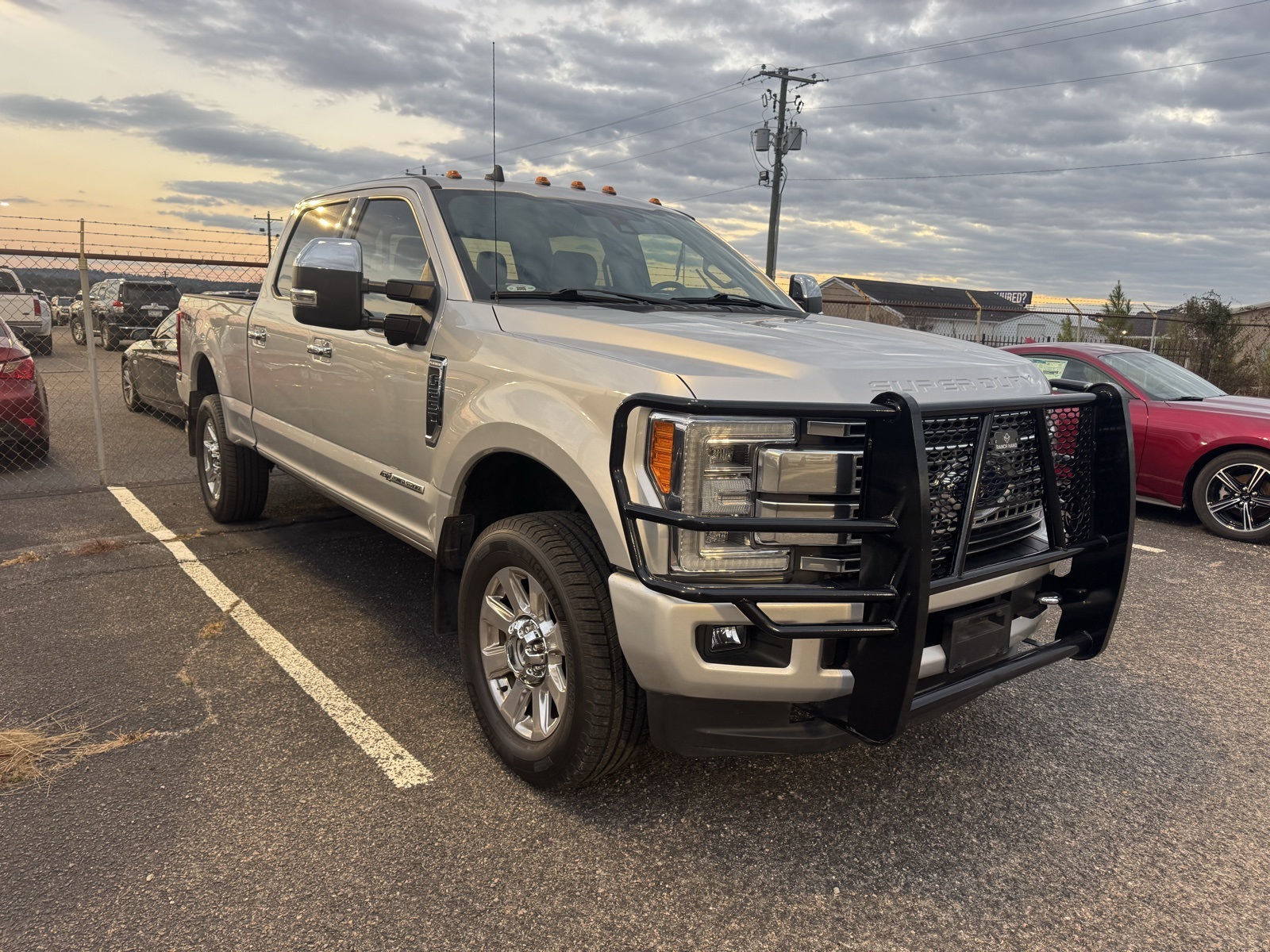 2019 Ford F-250 Super Duty Platinum's photo