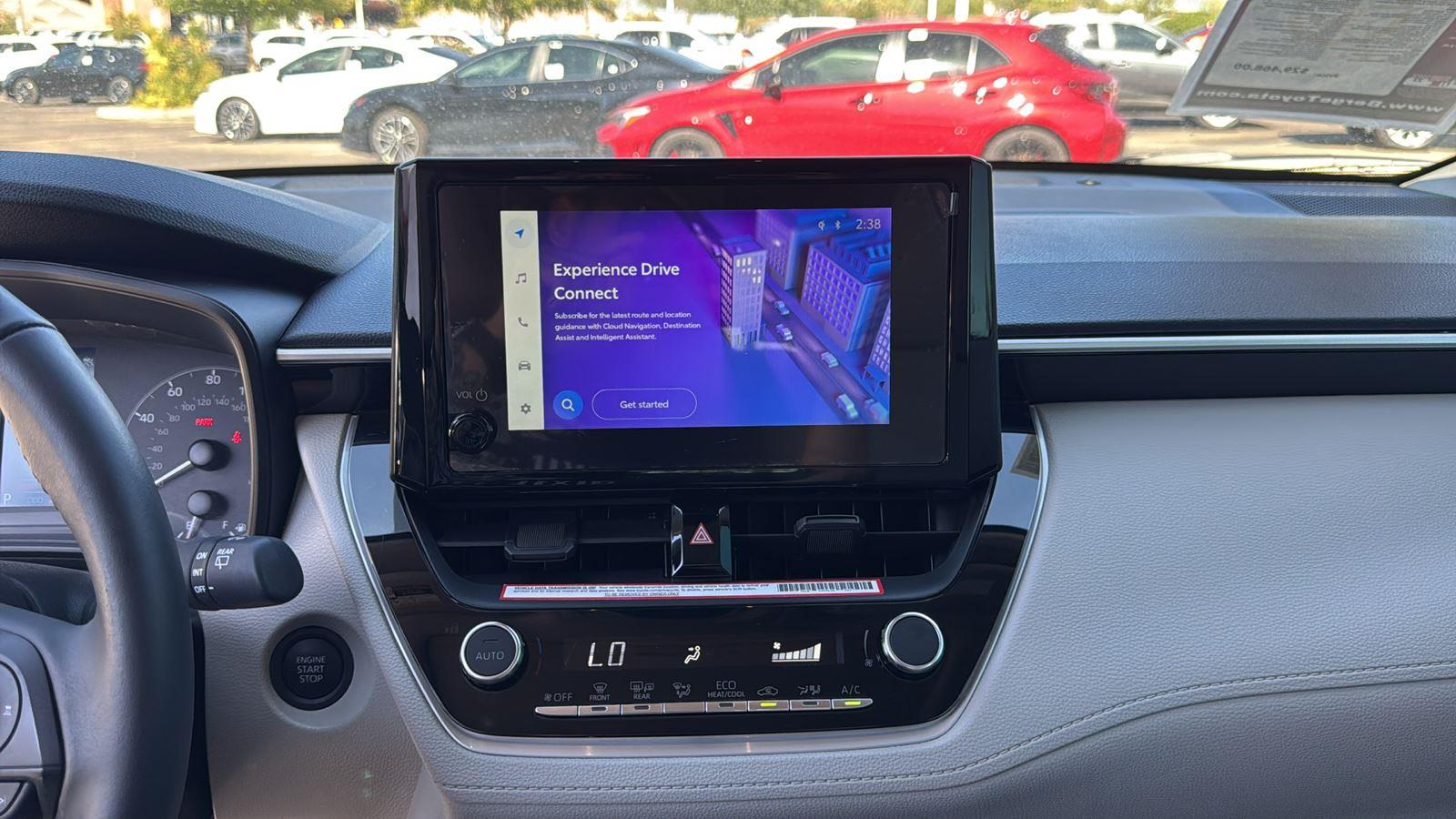 2024 Toyota Corolla Cross LE photo 18