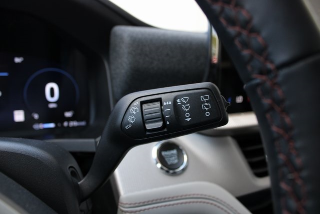 2025 Ford Explorer photo 11